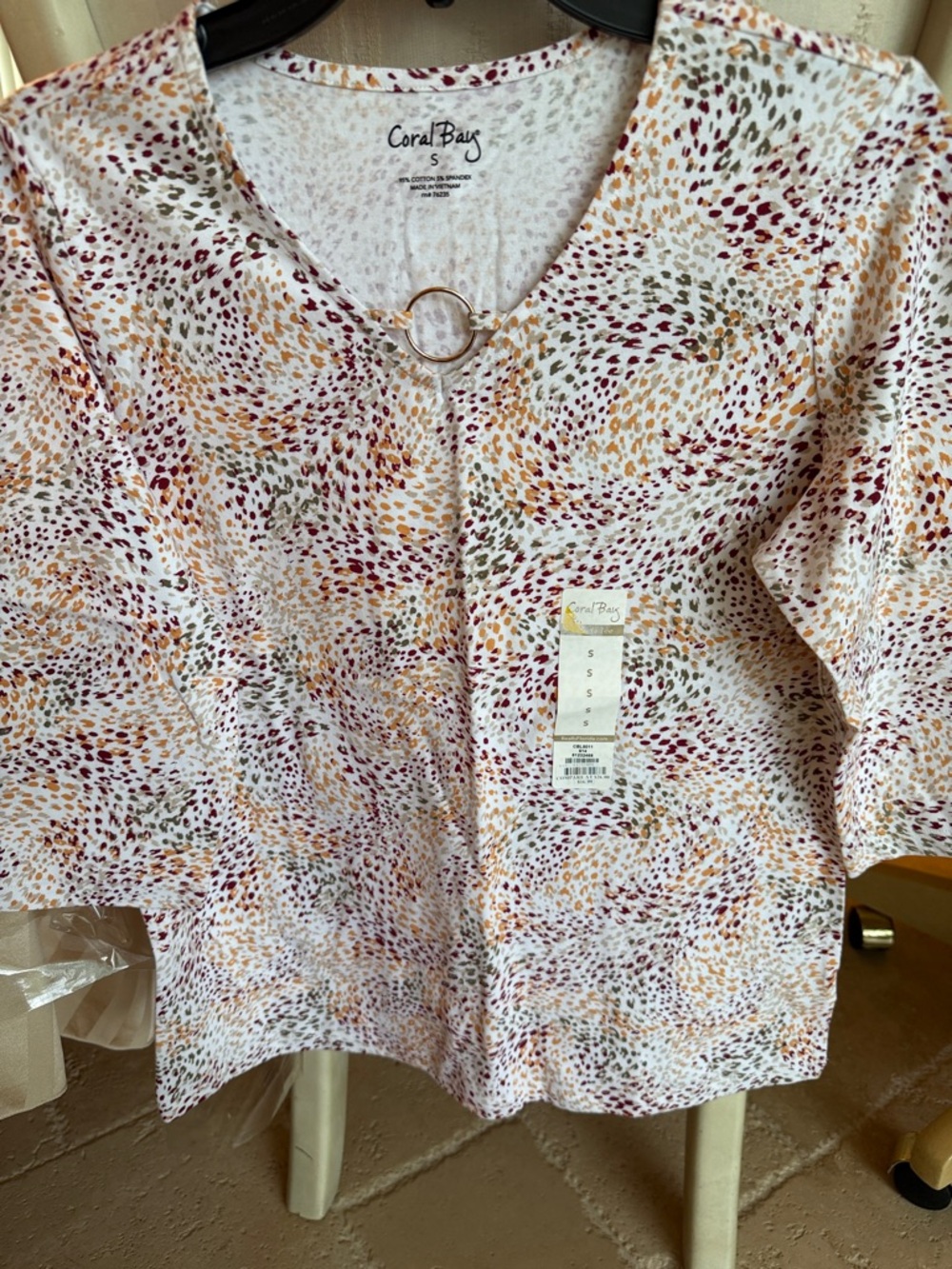 Coral Bay White Short Sleeve V-Neck Tunic with Gold Ring and Multi-Spot Print
